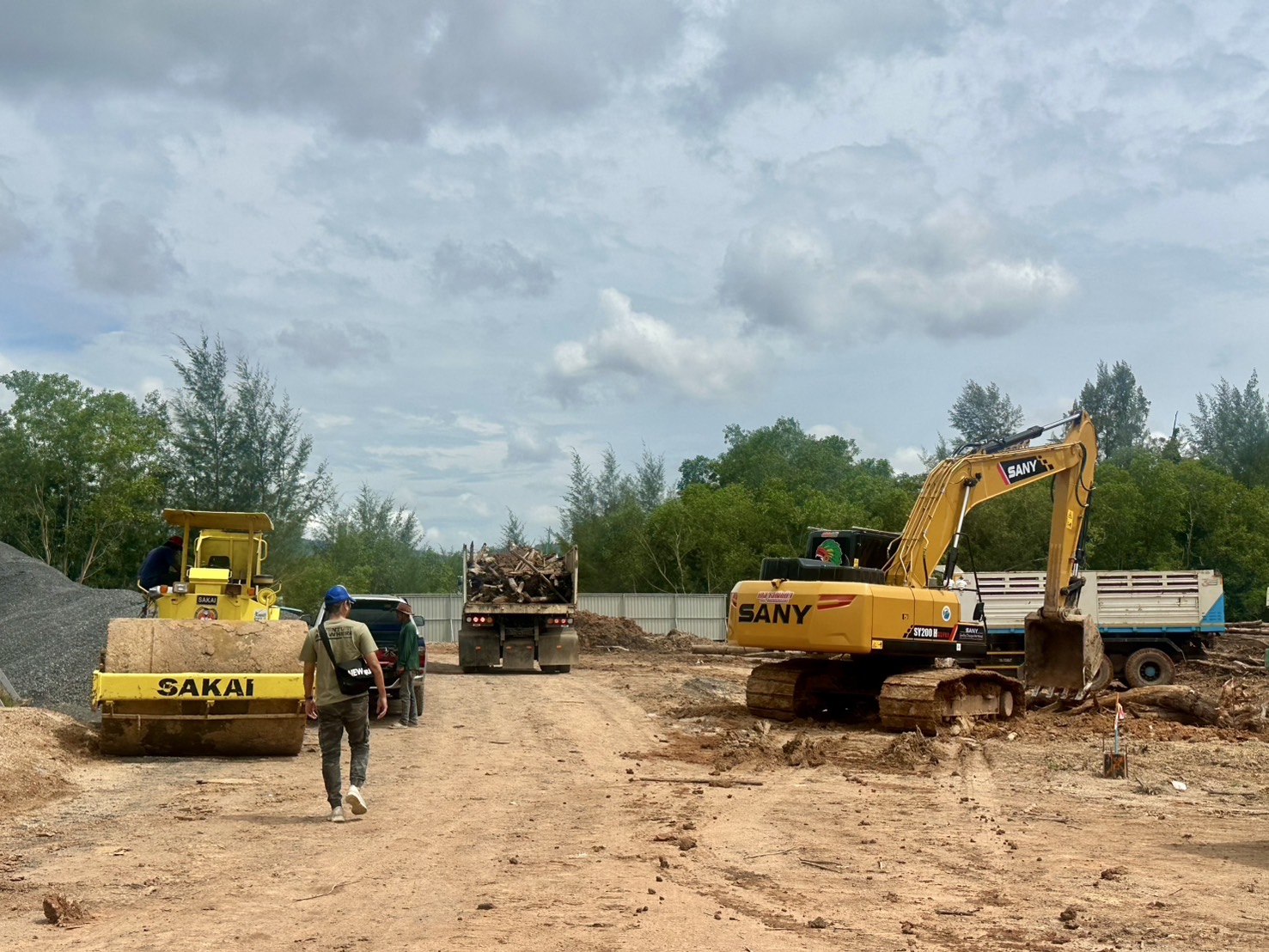 ปรับพื้นที่ ภูเก็ต